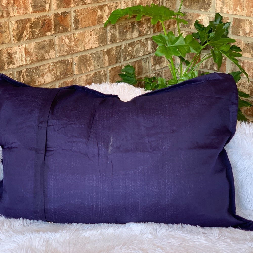 Vintage Style Embroidered Decorative Pillow Cover - Picture 5 of 7